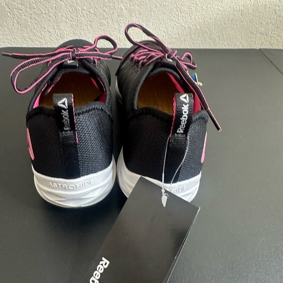 Reebok Work Astroride Slip Resistant Steel Toe Work Safety Casual size 7.5 - Picture 6 of 7